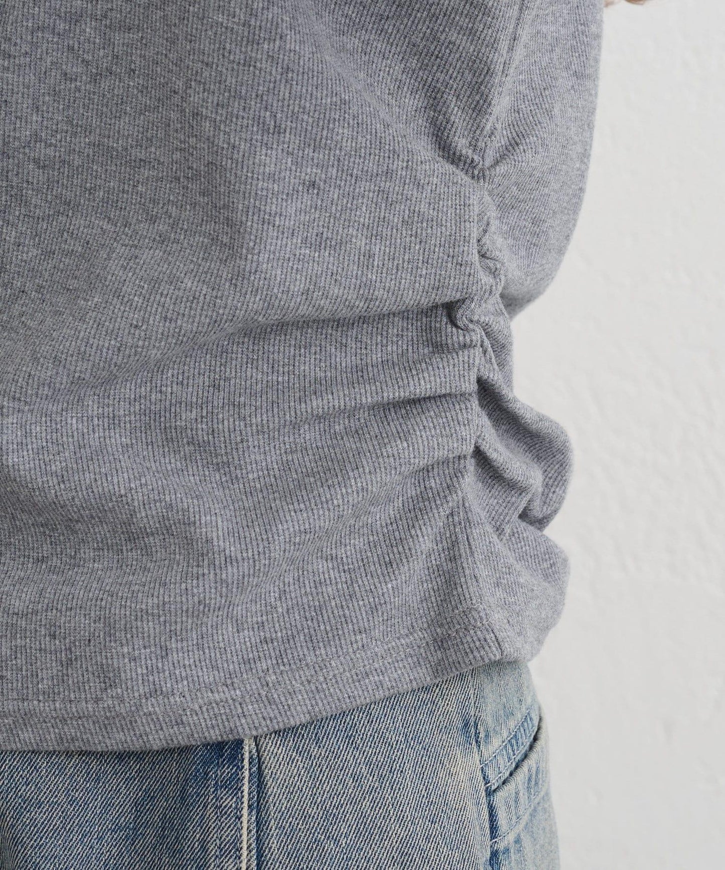 V領亨利領胸部刺繡短袖T恤