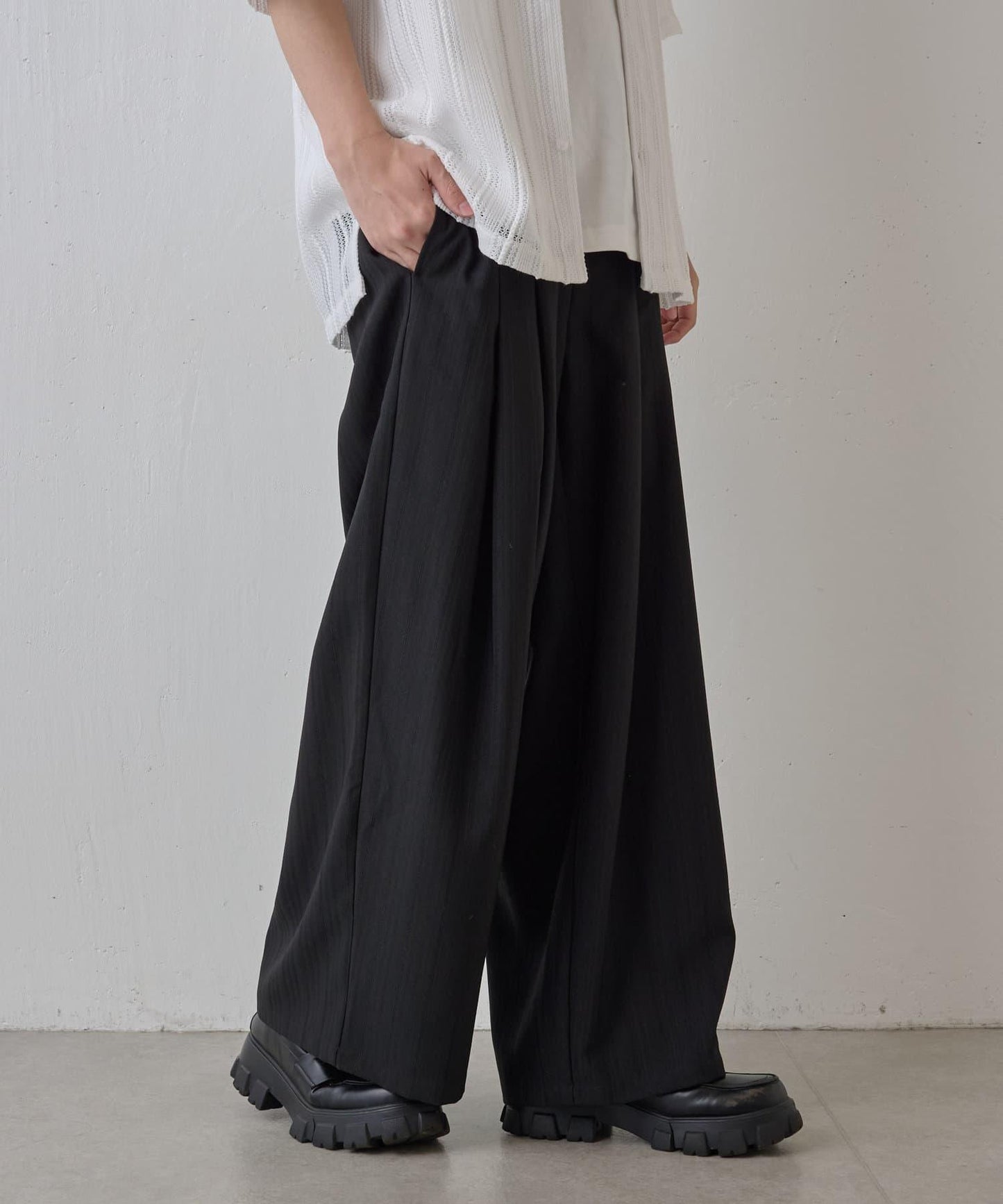 隨機斜紋2褶寬鬆褲