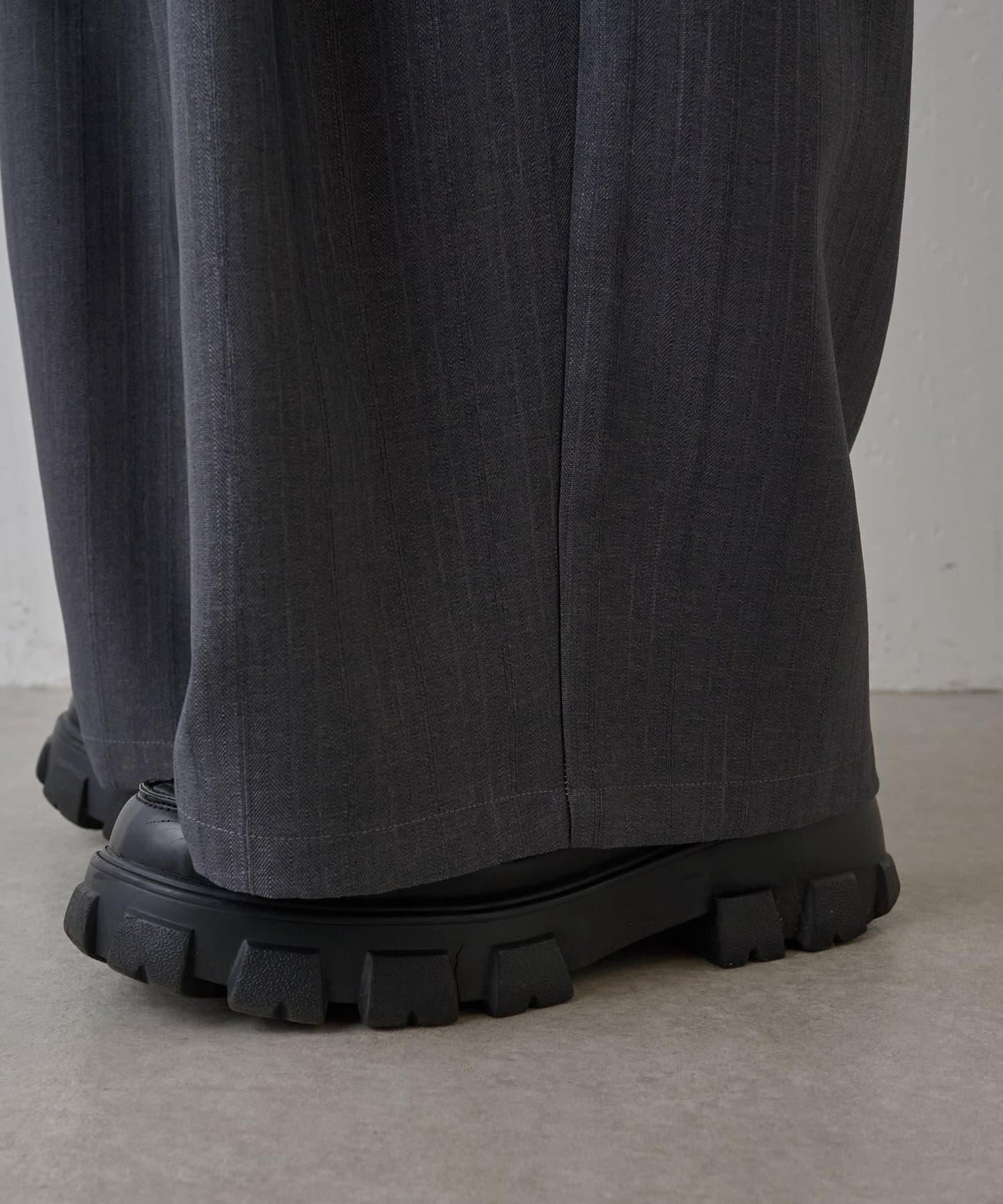 隨機斜紋2褶寬鬆褲