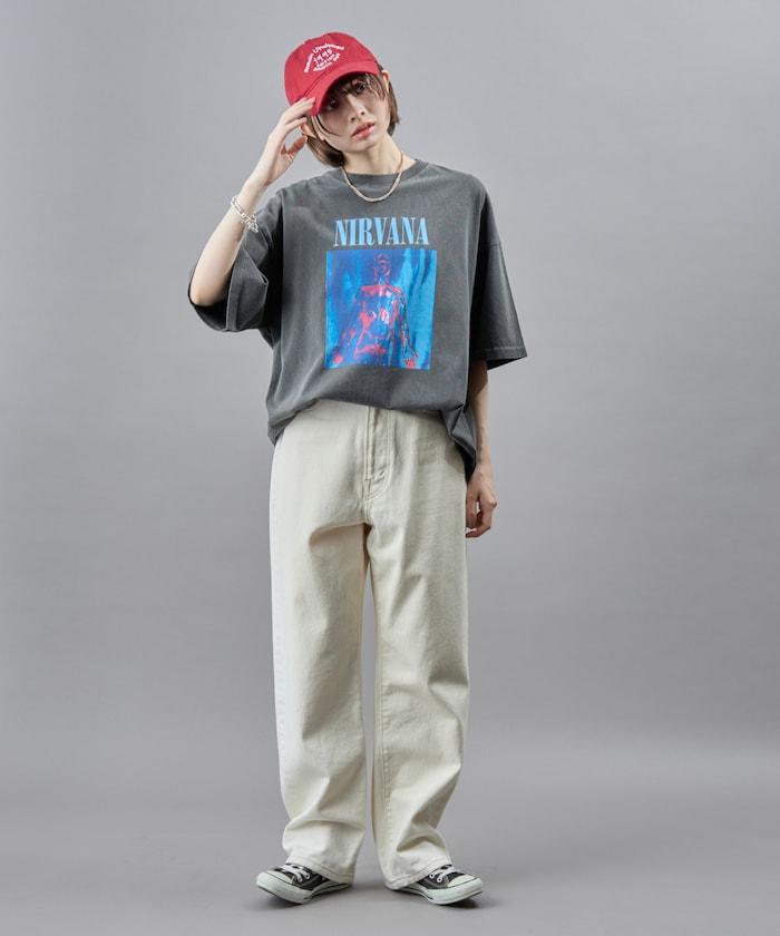 涅槃銀色顏料T恤