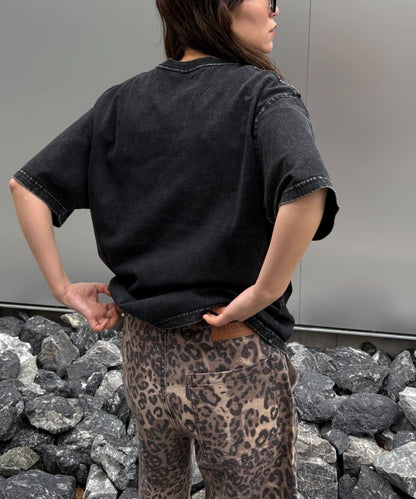 【男女通用】酸洗標誌T恤