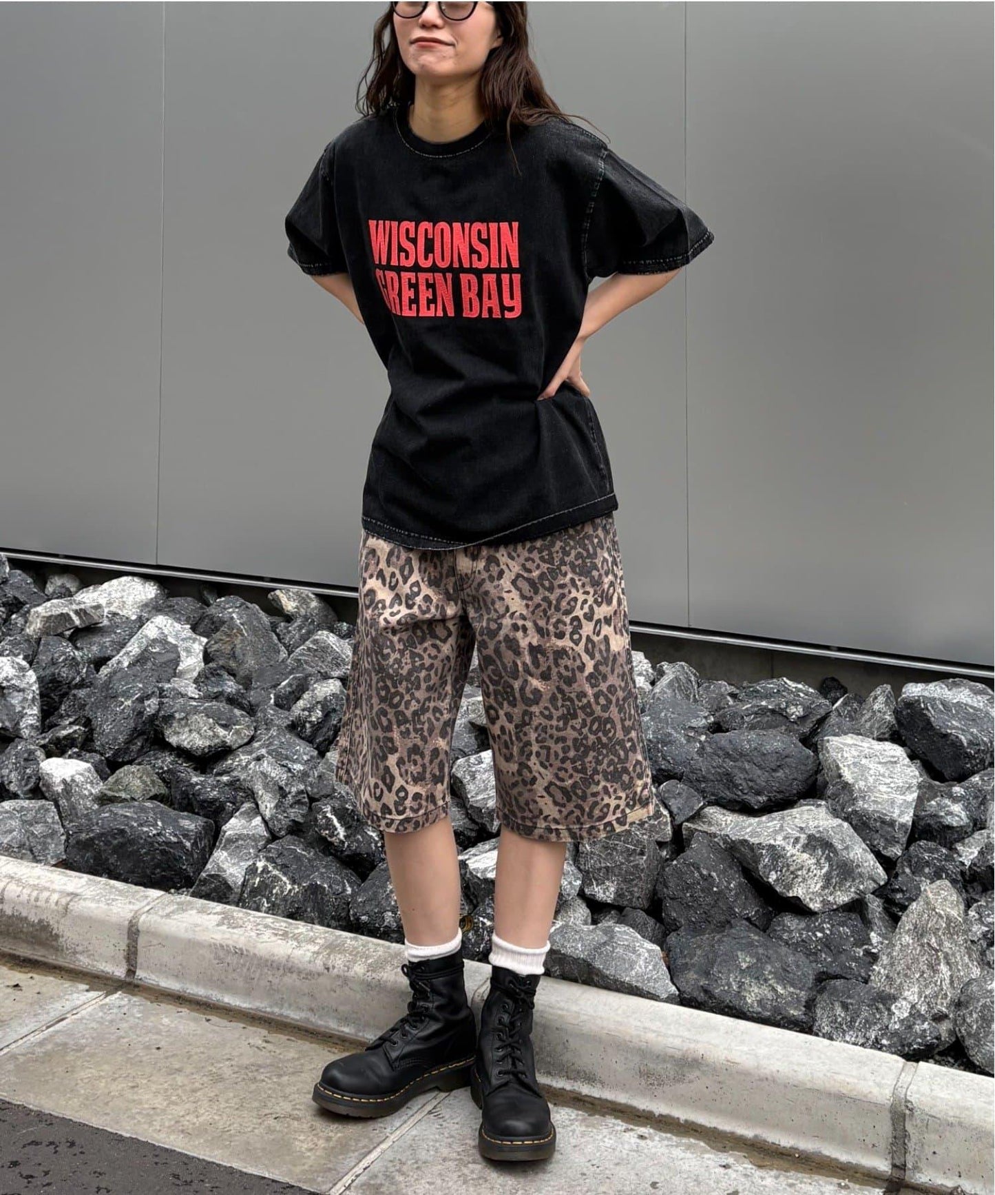 【男女通用】酸洗標誌T恤