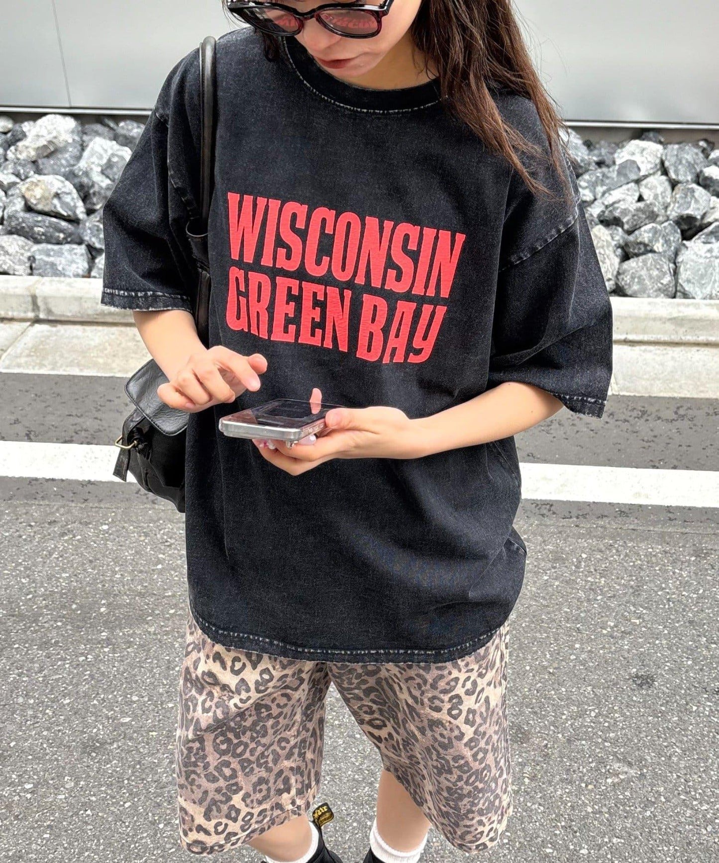 【男女通用】酸洗標誌T恤