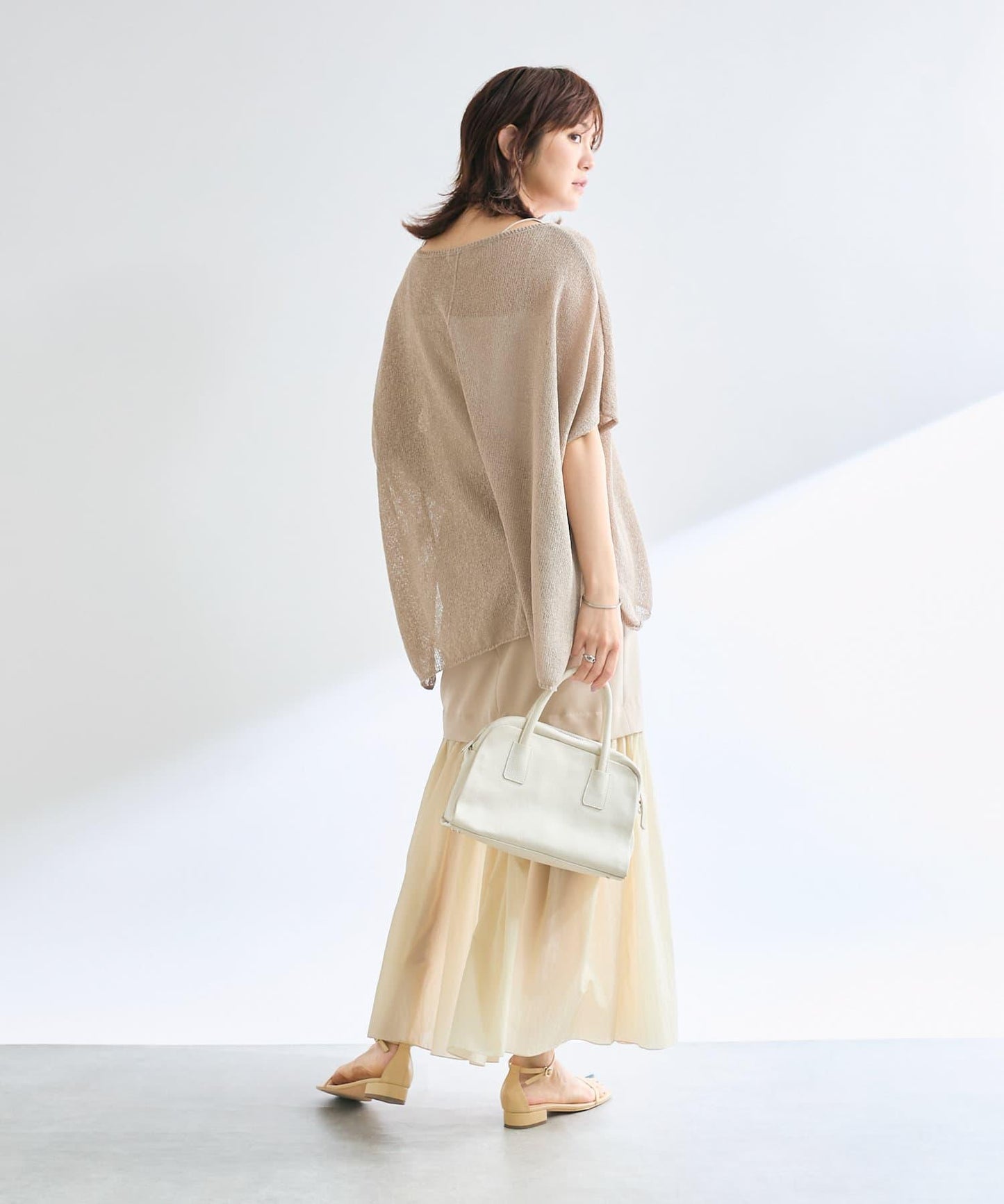 【清爽易穿】紙質雨披針織衫