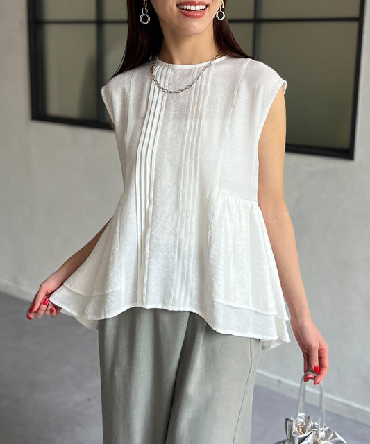 pin tuck荷葉邊上衣