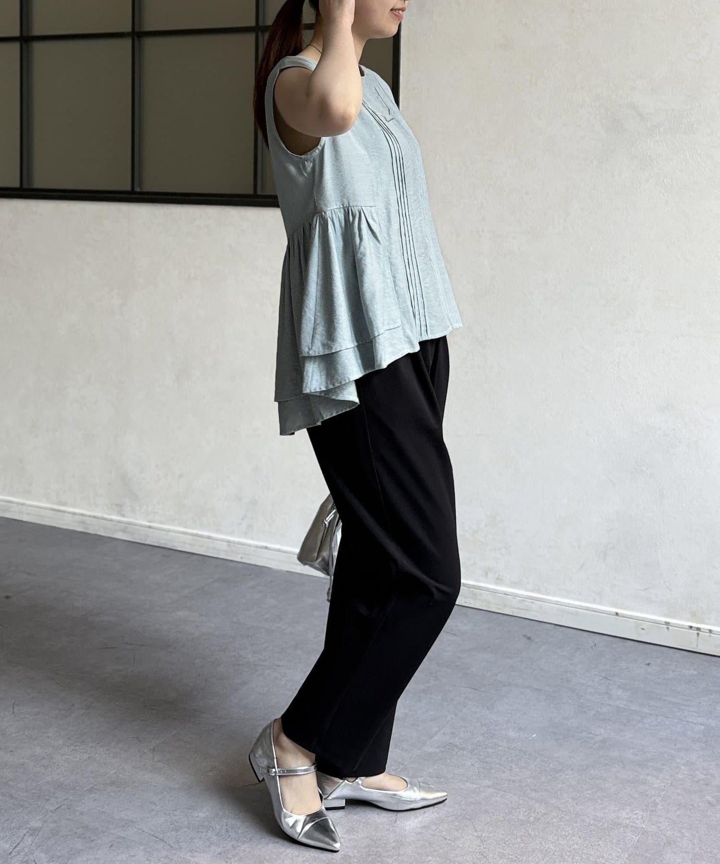 pin tuck荷葉邊上衣