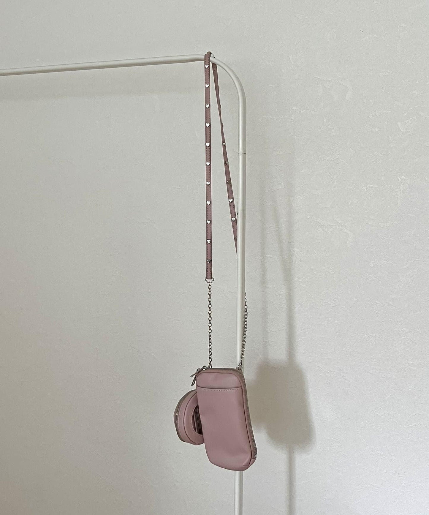 帶小包心形裝飾手機挎包