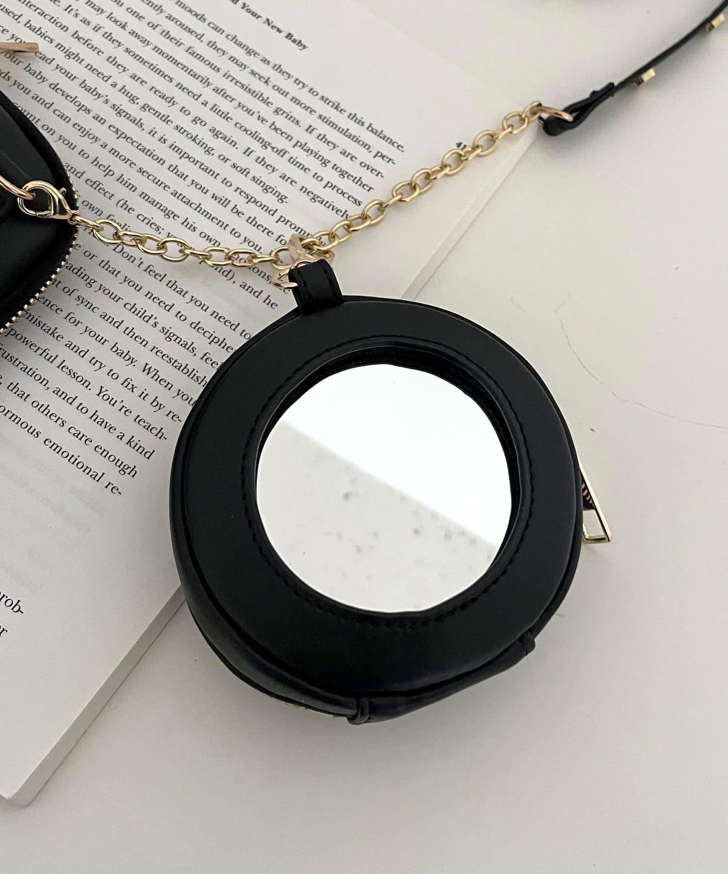 帶小包心形裝飾手機挎包