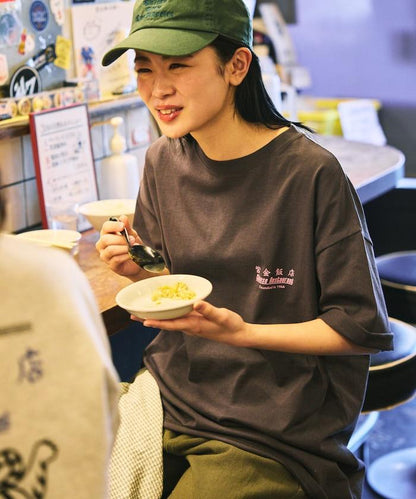 紫金飯店×FREAK'S STORE 聯名 背面印花 圓領T恤/TIGER