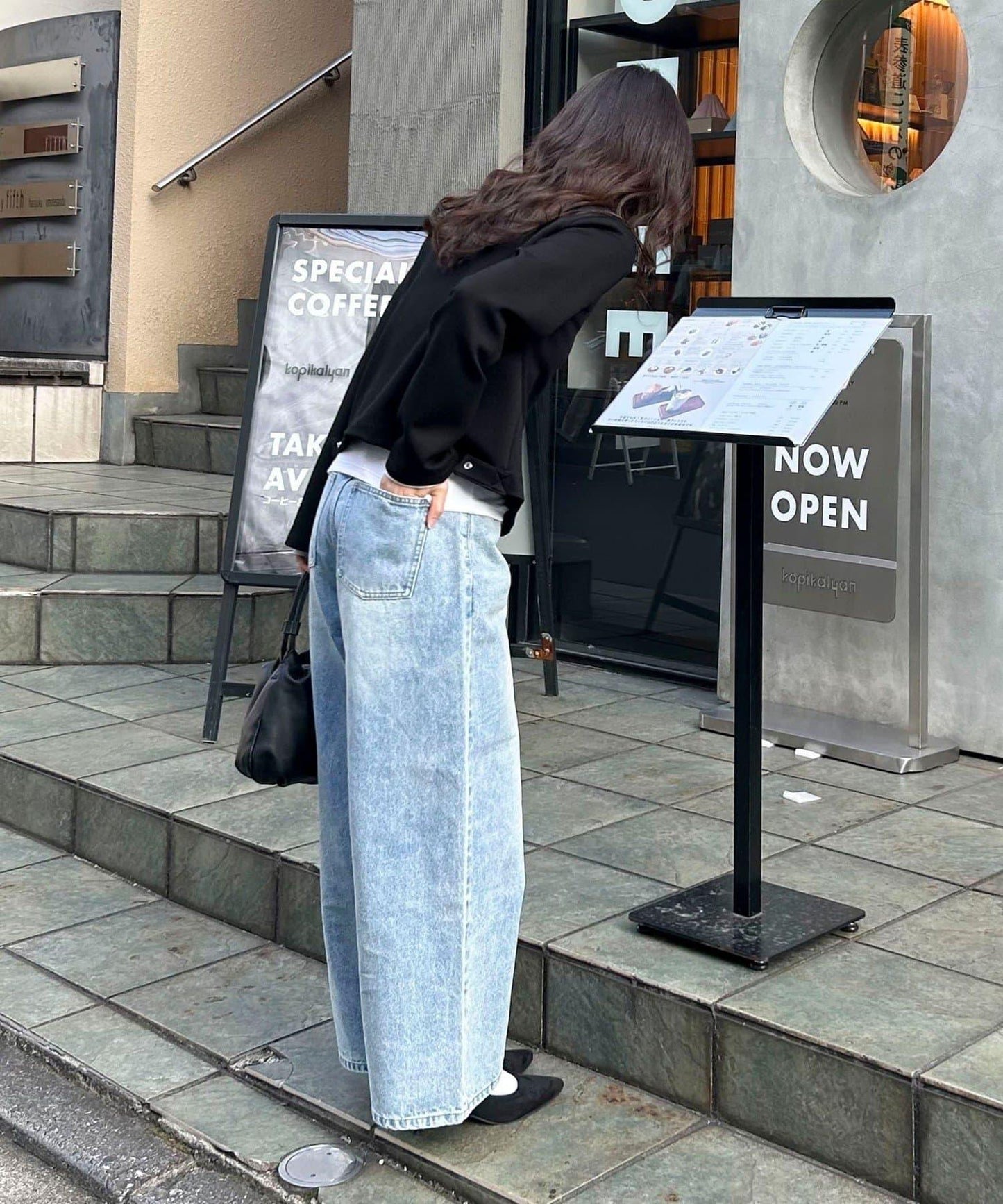 寬鬆直筒牛仔褲