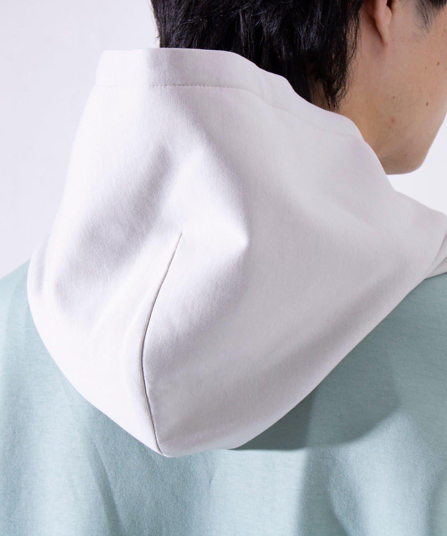 【GLOSTER】法國鬥牛犬刺繡 紙箱雙色帽T恤 連帽衫