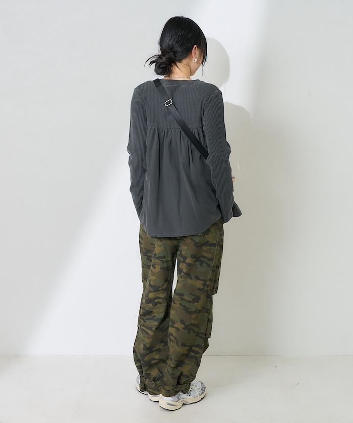 軍裝風連帽領顏料T-shirt