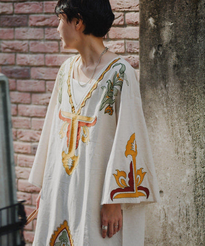 【aguni】刺繡I型連衣裙