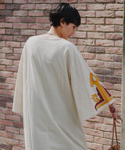 【aguni】刺繡I型連衣裙