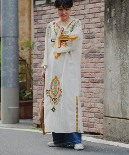 【aguni】刺繡I型連衣裙
