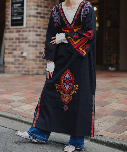 【aguni】刺繡I型連衣裙