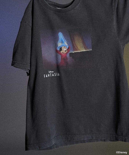【迪士尼幻想曲】彩盒圖案前印花T恤