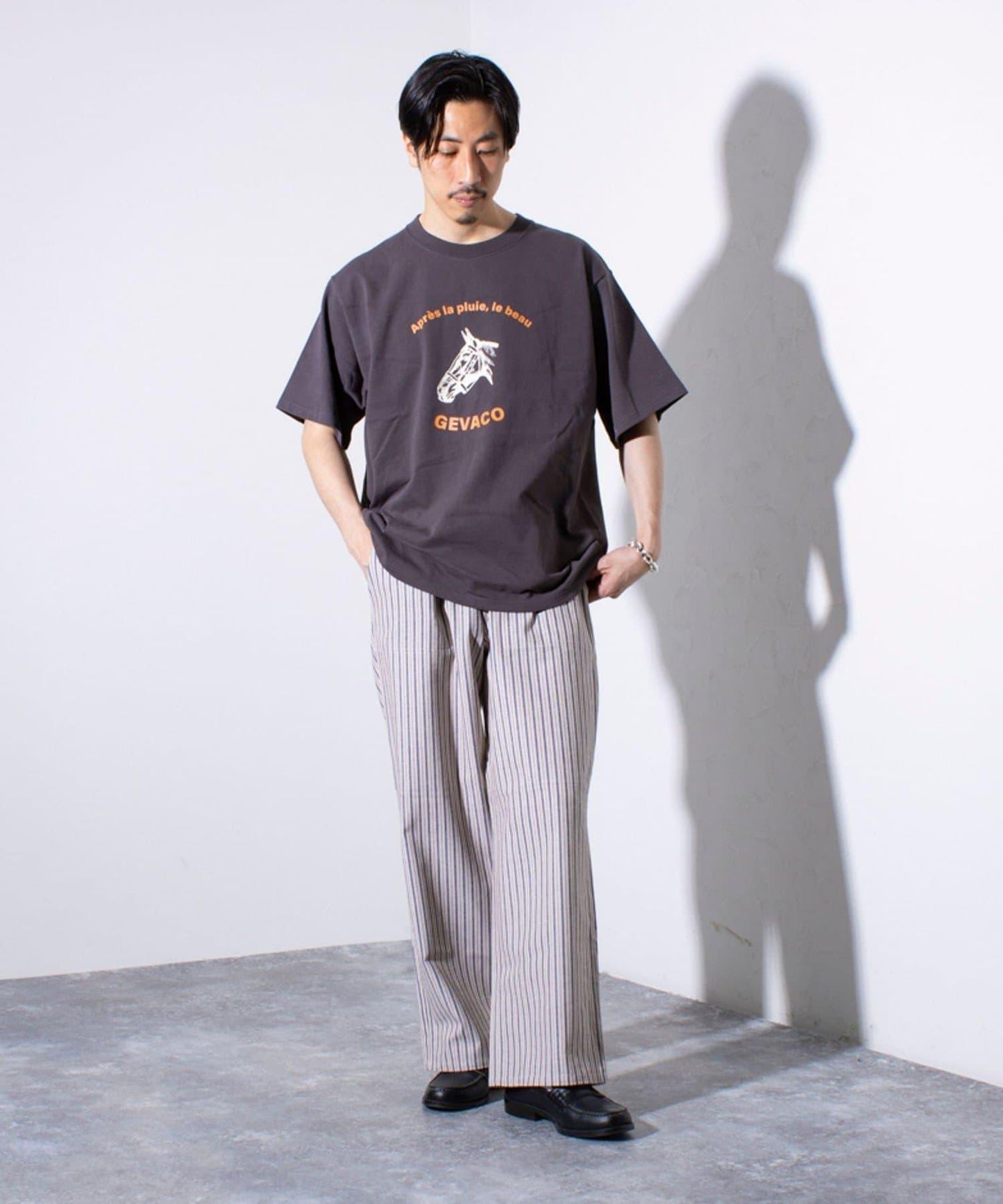 【GEVACO/ゲバコ】圖案 短袖印花 圓領T恤