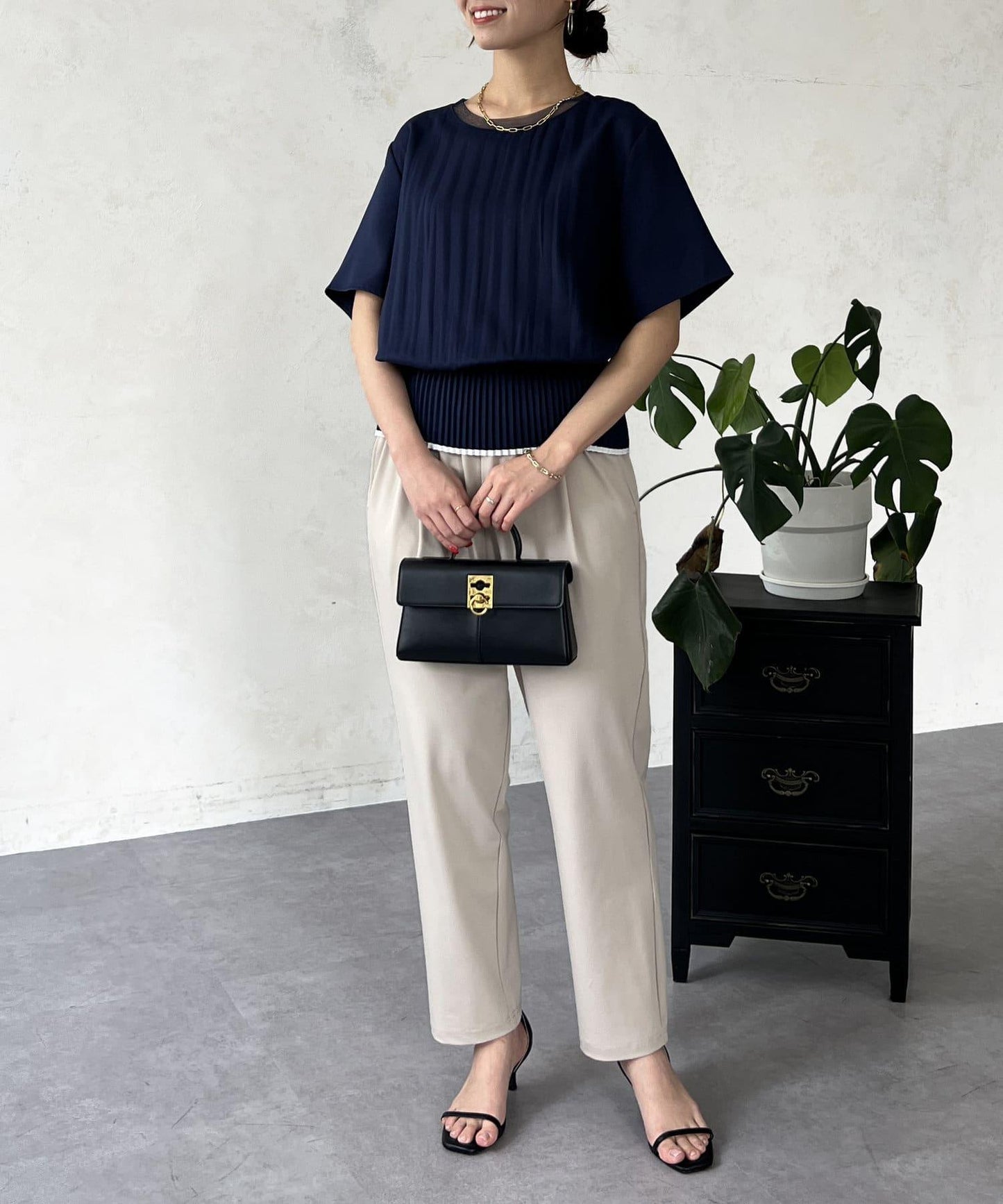 修身褶皺拼接襯衫