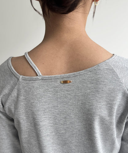 【ITAMI企劃】7分袖不對稱T恤