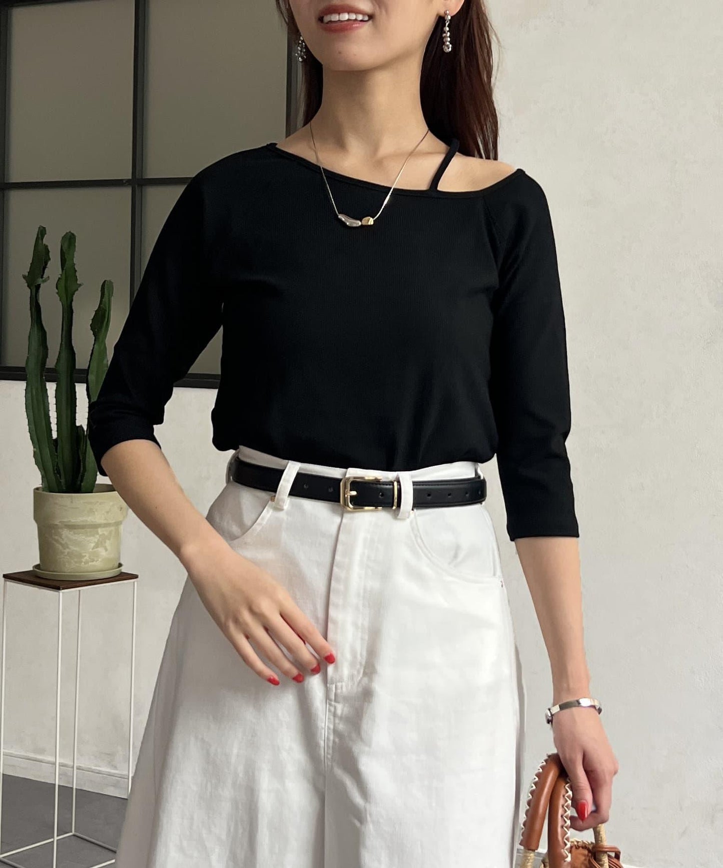 【ITAMI企劃】7分袖不對稱T恤