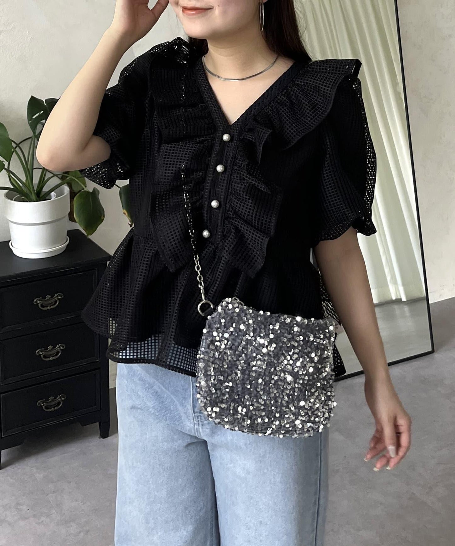 珍珠鈕釦網眷邊荷葉邊娃娃衫