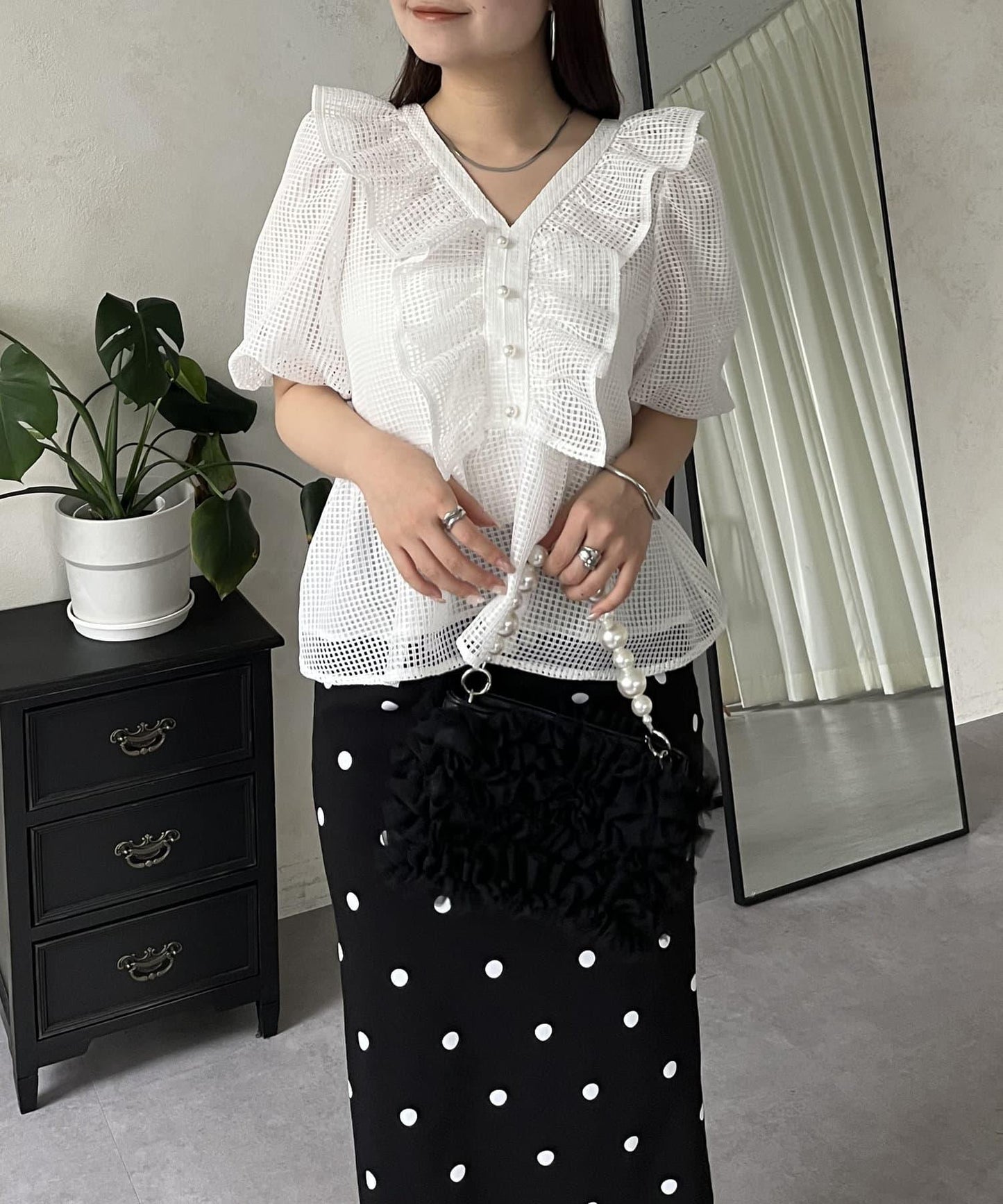 珍珠鈕釦網眷邊荷葉邊娃娃衫