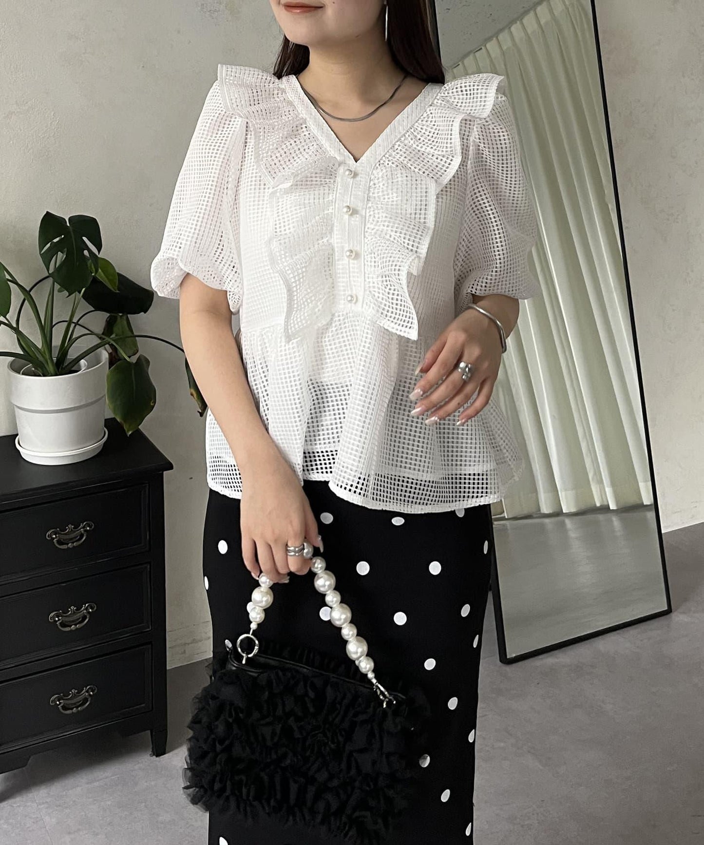 珍珠鈕釦網眷邊荷葉邊娃娃衫