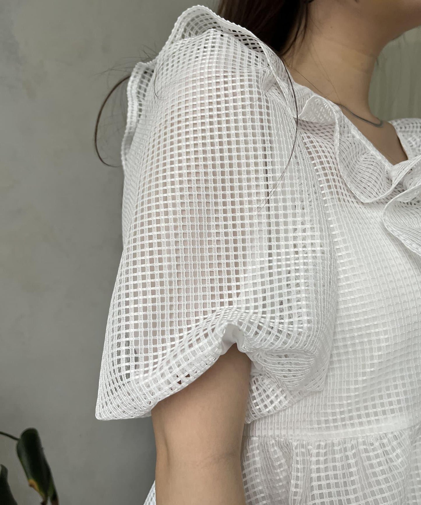 珍珠鈕釦網眷邊荷葉邊娃娃衫