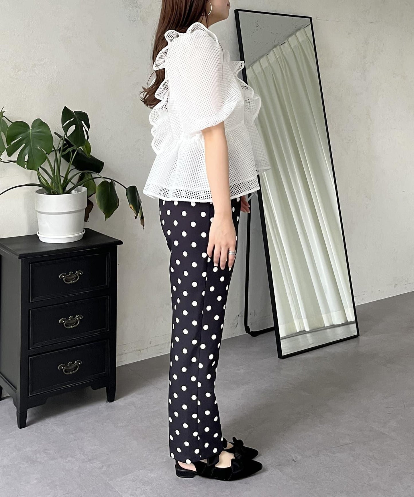 珍珠鈕釦網眷邊荷葉邊娃娃衫