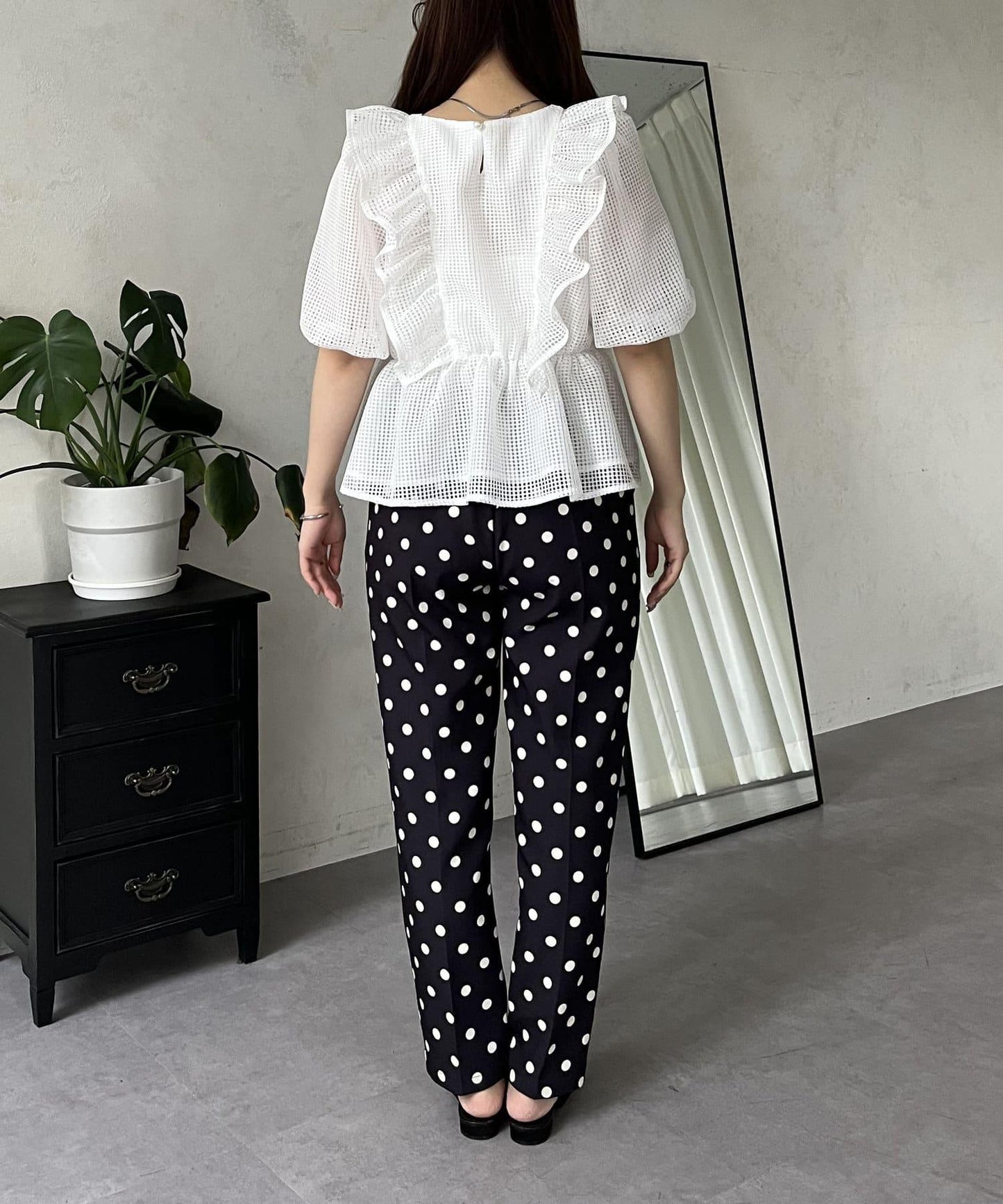 珍珠鈕釦網眷邊荷葉邊娃娃衫