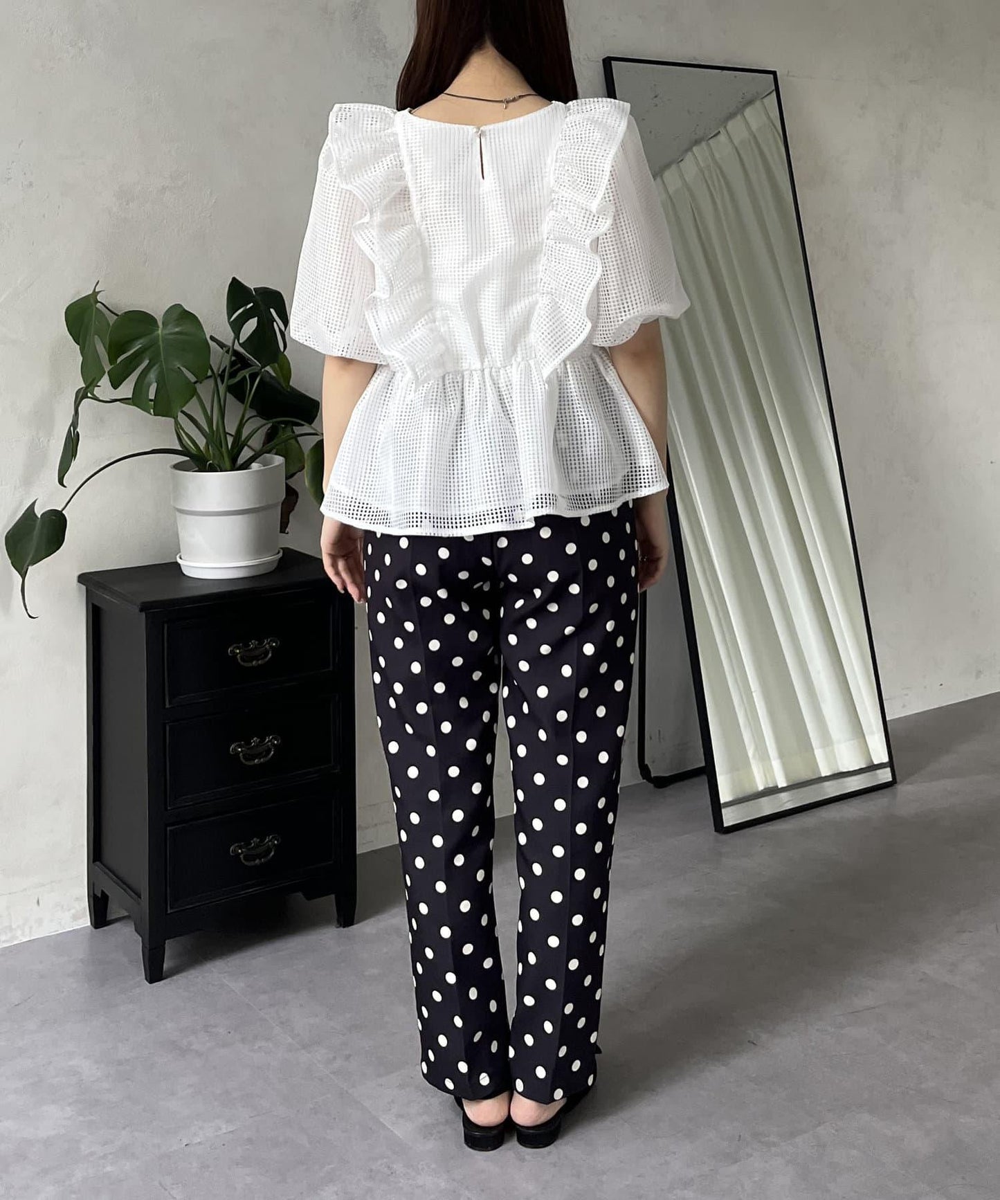 珍珠鈕釦網眷邊荷葉邊娃娃衫