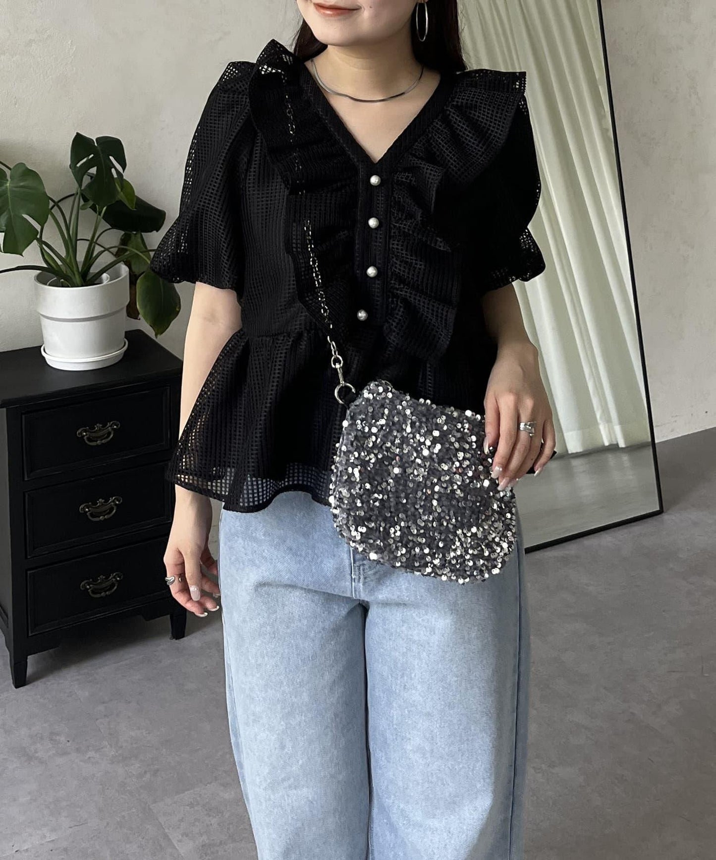 珍珠鈕釦網眷邊荷葉邊娃娃衫