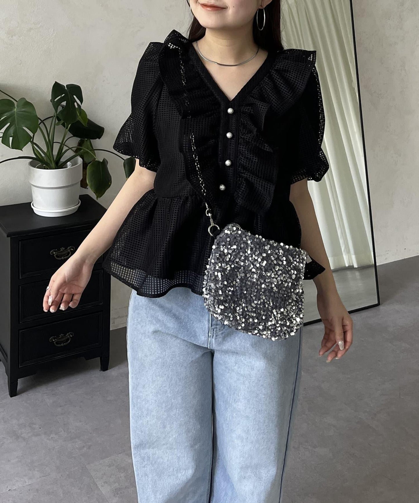 珍珠鈕釦網眷邊荷葉邊娃娃衫