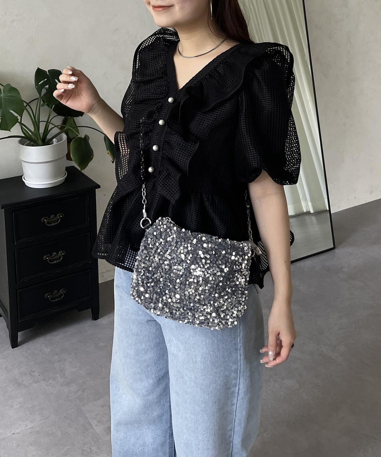 珍珠鈕釦網眷邊荷葉邊娃娃衫