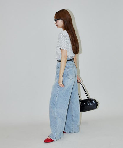 一點刺繡logo T恤