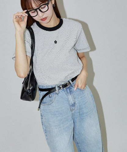 一點刺繡logo T恤