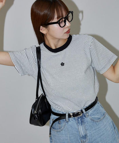 一點刺繡logo T恤