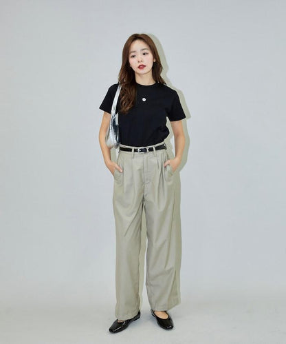 一點刺繡logo T恤