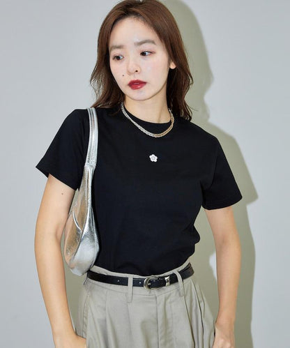 一點刺繡logo T恤