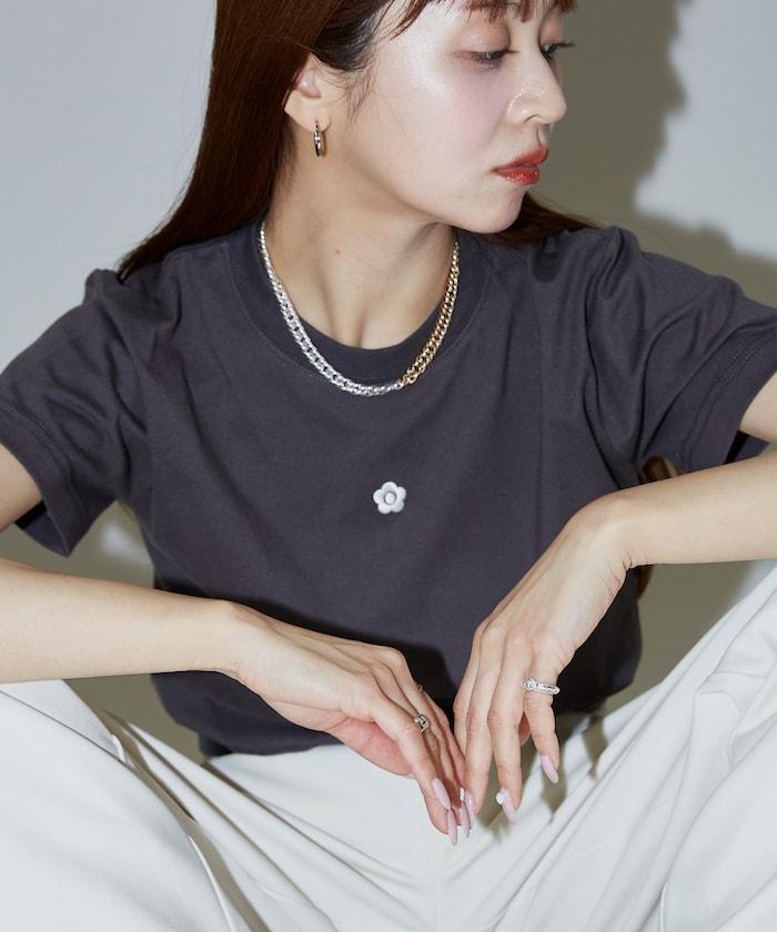 一點刺繡logo T恤