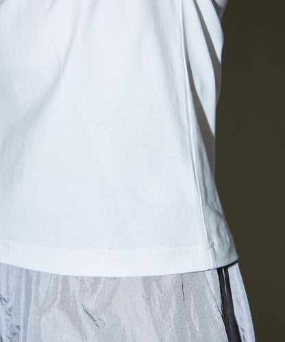 一點刺繡logo T恤