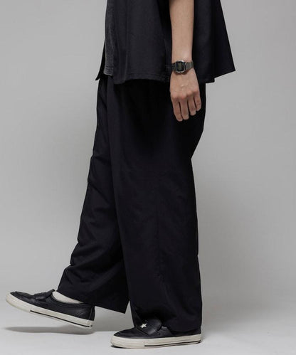 Reflax 功能性材料 寬鬆剪裁 輕鬆 休閒褲