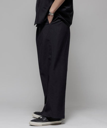 Reflax 功能性材料 寬鬆剪裁 輕鬆 休閒褲