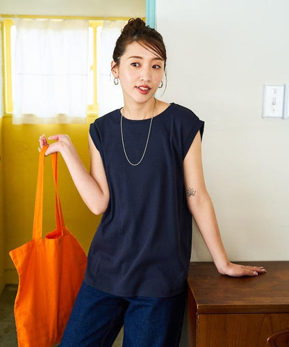 薄荷色圓領無袖T恤