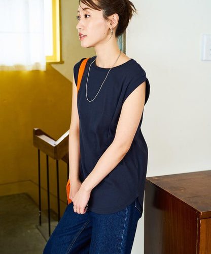 薄荷色圓領無袖T恤