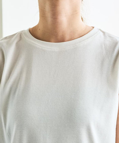 薄荷色圓領無袖T恤