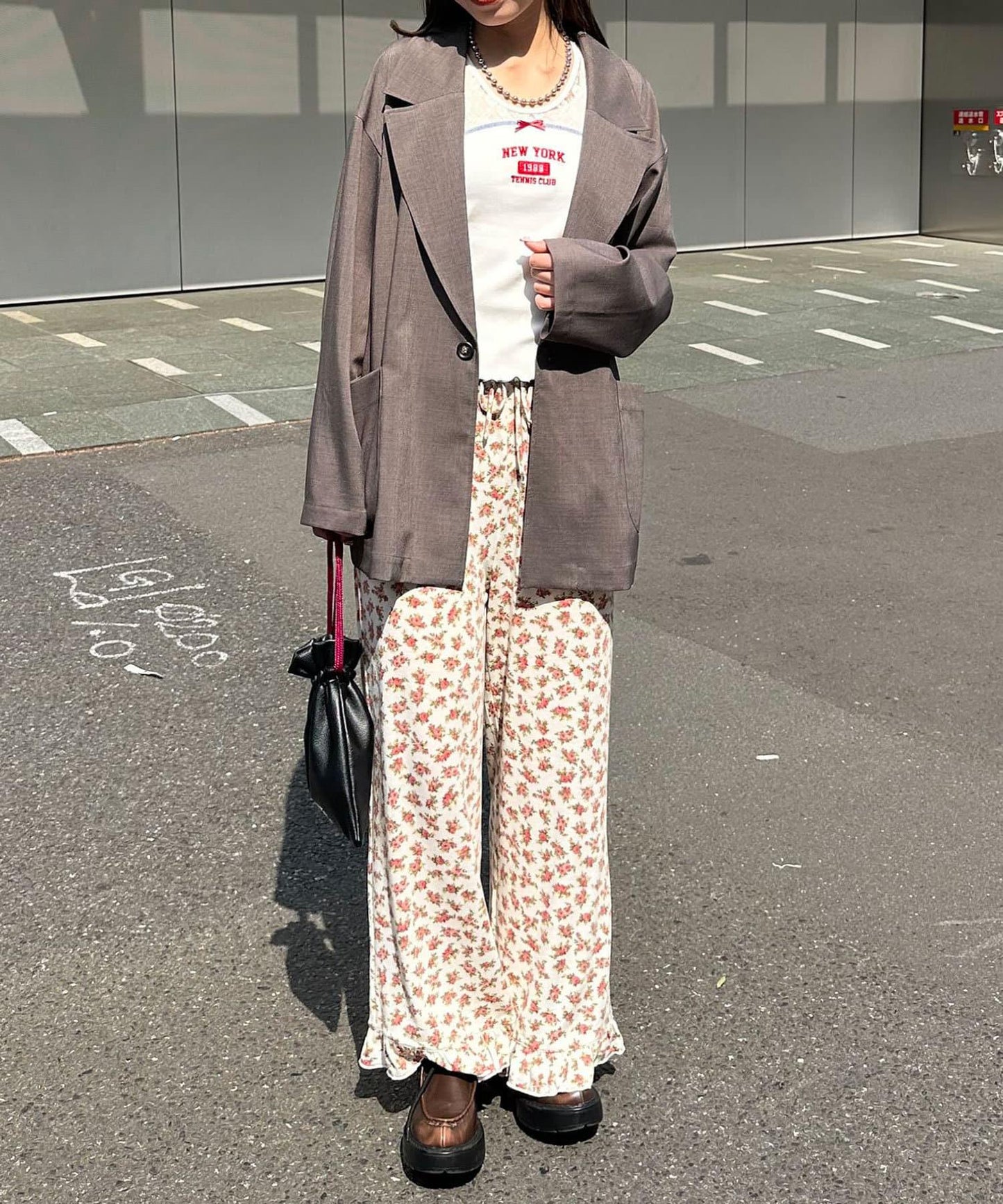 剪裁花邊褲