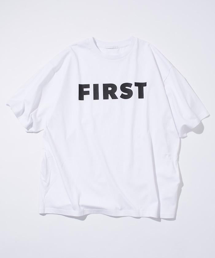 6盎司 前面標誌印花 圓領T恤 / 印花T恤 FIRST