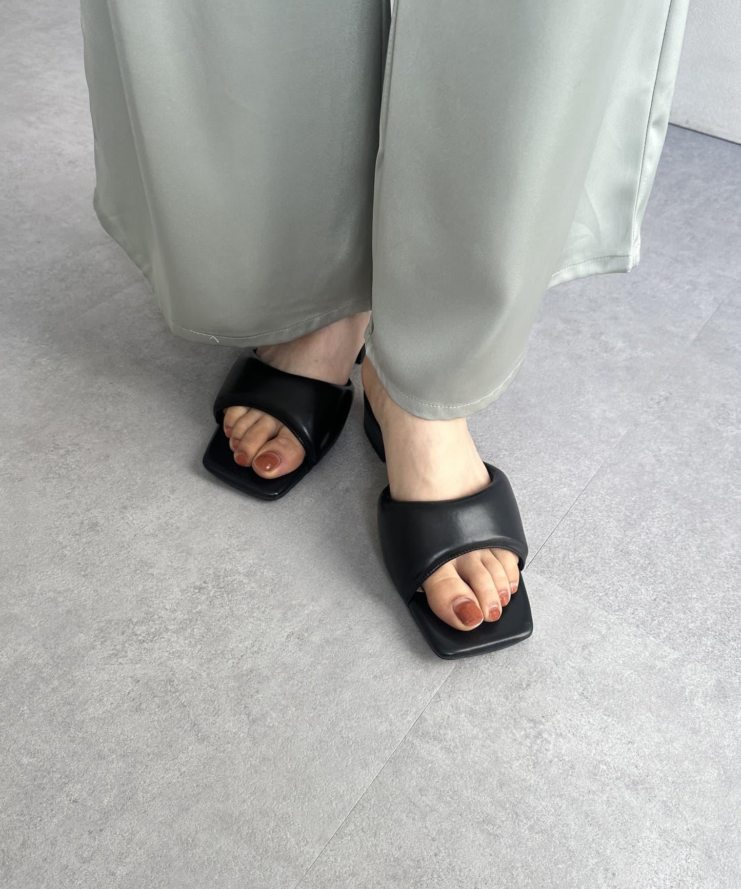 拖鞋